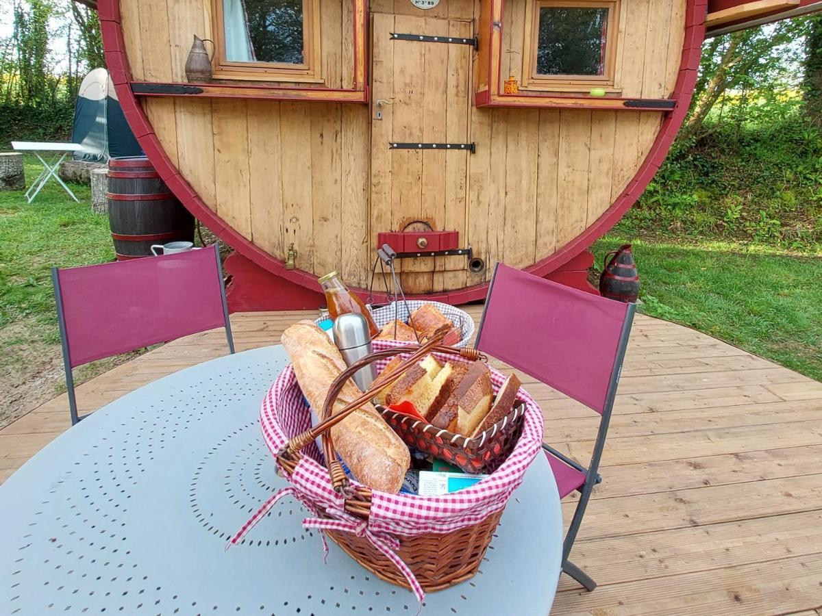 L'Authentique Tonneau A Cidre D'Emma Villa Litteau ภายนอก รูปภาพ